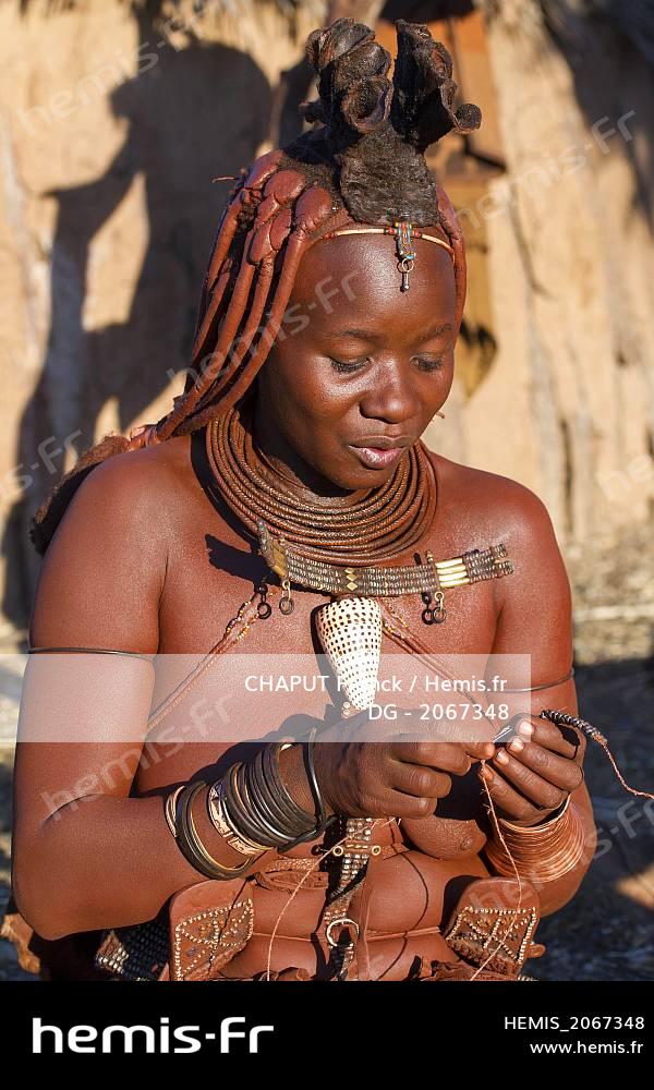 Hemis Namibie Region Kunene Kaokoland Village Himba Pres Opuwo Femme Himba Fabriquant Bijoux