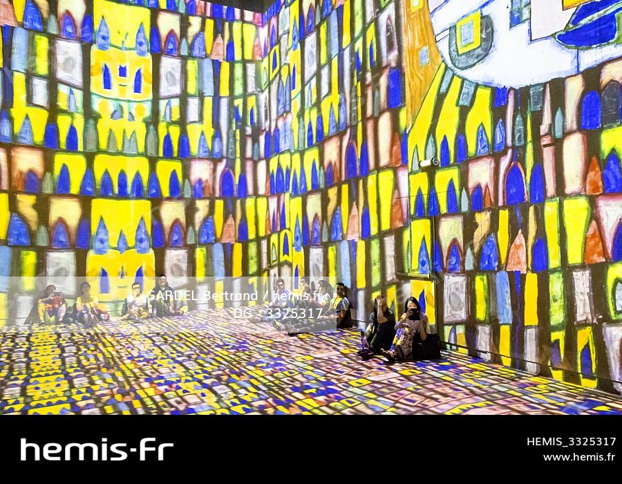 Hemis France Paris Atelier Lumieres Jeu Lumiere Hundertwasser Klimt Realisation Gianfranco Iannuzzi Renato