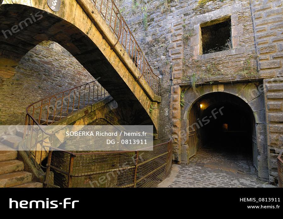 Hemis Belgique Wallonie Bouillon Escalier Interieur Chateau Fort